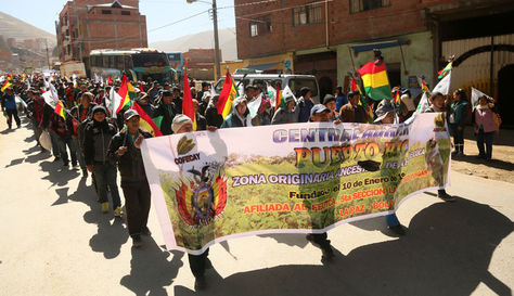 Ingreso de la marcha de cocaleros a La Paz por la zona de Villa Fátima