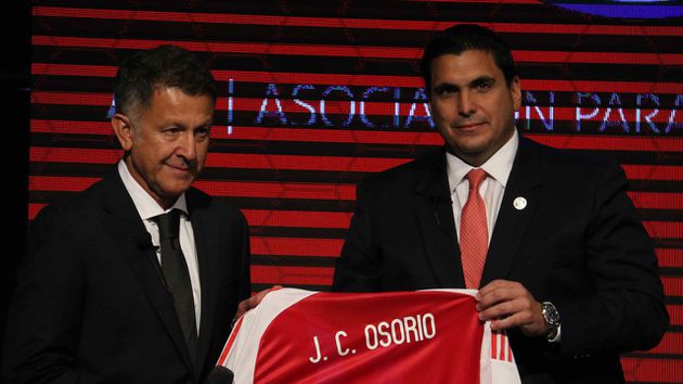 Paraguay presenta a Osorio como técnico de su Selección Paraguay presenta a Osorio como técnico de su Selección