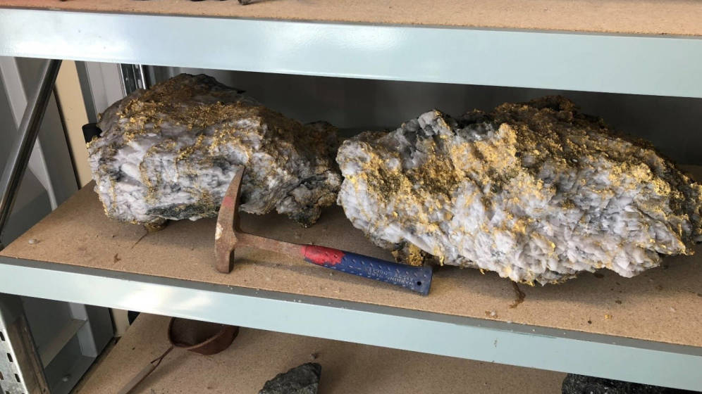Foto: Las dos mayores piezas encontradas en la mina australiana (Foto: RCN Minerals)