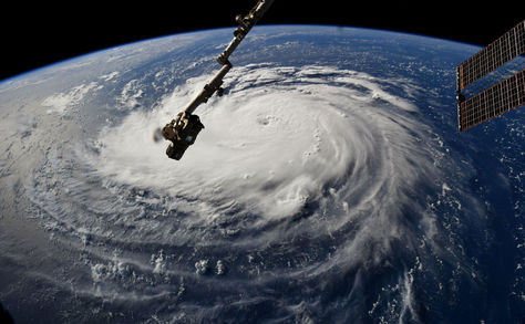 Imagen de la NASA muestra al huracán Florence visto desde la Estación Espacial Internacional frente a la costa en el Océano Atlántico. Foto: AFP