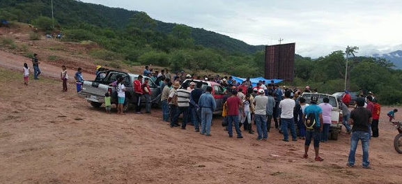 Convocan al presidente de YPFB para que atienda pliego de pobladores de Palos Blancos en Tarija