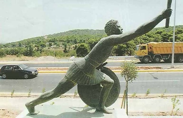 Estatua en homenaje al soldado Filípides