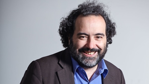 Gumucio dirige el Instituto de Estudios Humorísticos de la Universidad Diego Portales de Chile (Andrés Figueroa)