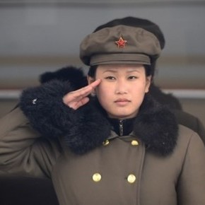 Ser mujer soldado en Corea del Norte: violaciones, hambre y golpes