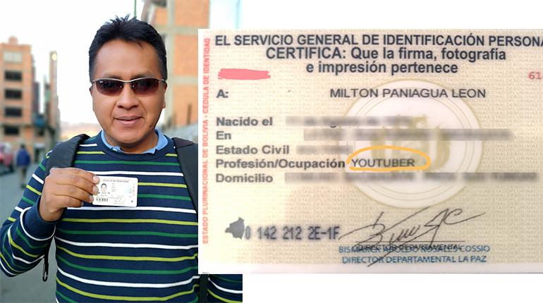 Milton Paniagua con su carnet de identidad. | Milton Paniagua