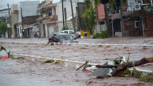Fuertes lluvias provocaron trágicas inundaciones en Sinaloa la semana pasada (EFE)