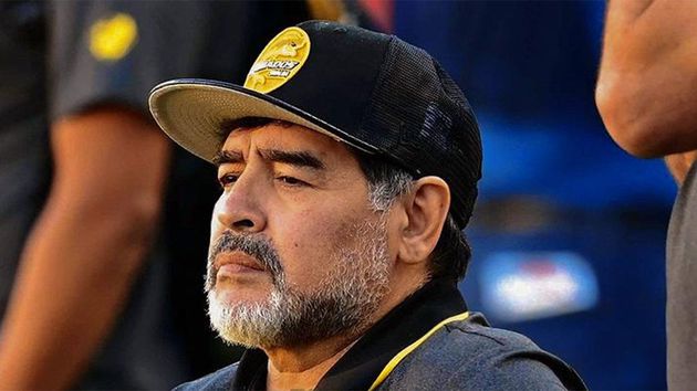 Maradona postuló a dos argentinos para dirigir a la Selección mexicana Maradona postuló a dos argentinos para dirigir a la Selección mexicana