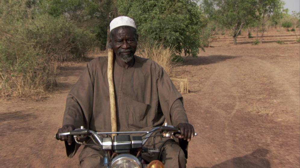 Foto: Yacouba Sawadogo, en el documental que filmó Mark Dodd sobre su historia. (EFE)