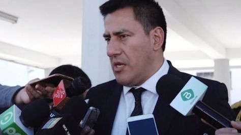 El ministro de Defensa, Javier Zavaleta.