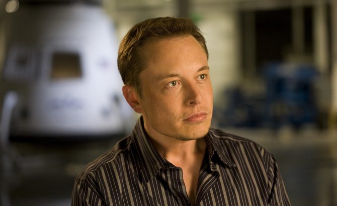 Elon Musk forzado a dejar la presidencia de Tesla, pero se mantiene como CEO
