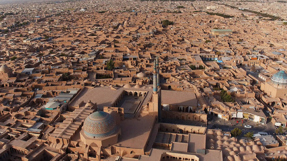 Foto: Yazd, la ciudad en la que se creó el aire acondicionado, en medio del desierto de Irán. (EFE)