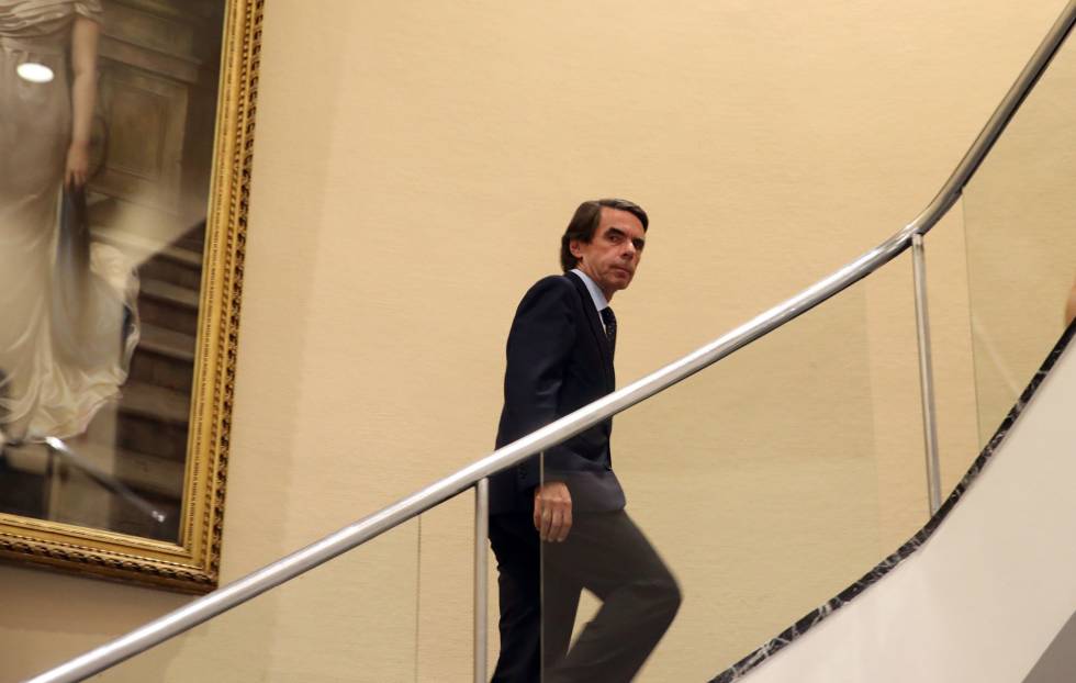 El expresidente del Gobierno y presidente de FAES Jose Maria Aznar, este lunes en la presentación de una biografía sobre Miguel Maura. 