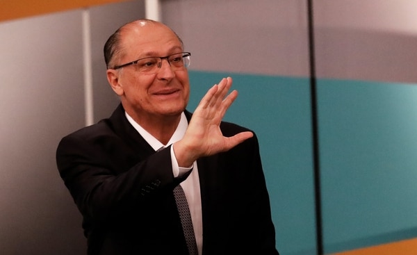Los votantes de Geraldo Alckmin rechazan el legado del PT, pero también temen a Bolsonaro (Reuters)
