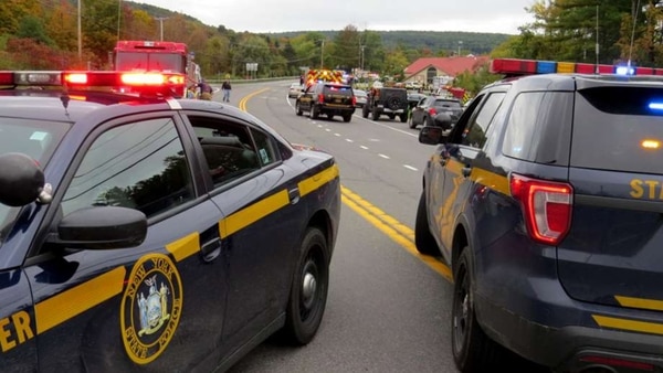 Un accidente en Nueva York entre una limusina y otro vehículo dejó 20 muertos (Twitter: @eSpaiNews)