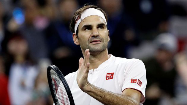Federer superó a Nishikori y se instaló en semifinales del Masters de Shanghái