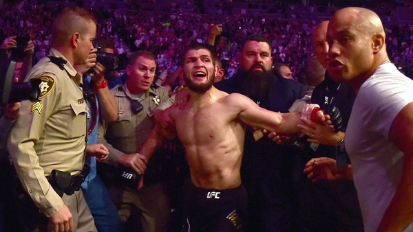 Khabib amenazó con abandonar la UFC si echan a su compañero Tukhugov (AFP)