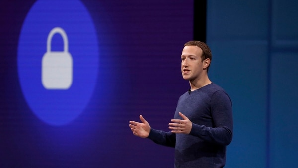 (Reuters) Facebook estuvo en la mira este año por haber quedado envuelto en dos grandes escándalos que afectaron la privacidad de los datos de millones de usuarios