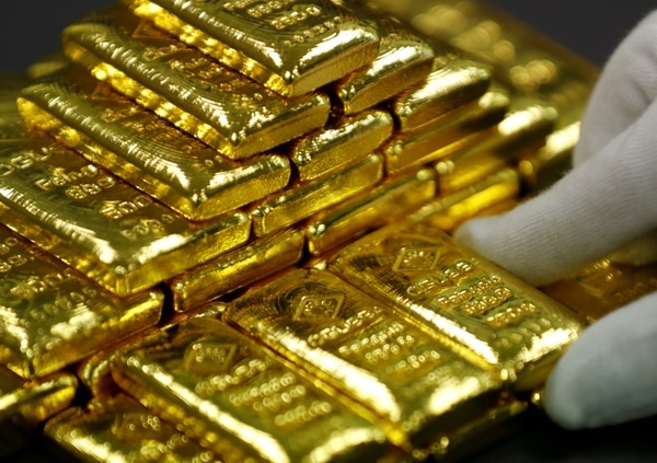 Lingote de oro. (REUTERS/Leonhard Foeger)
