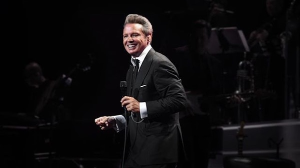 La carrera de Luis Miguel tendría los días contados, según Claudia de Icaza