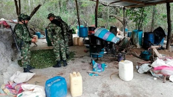 Un laboratorio de base de coca desmantelado en Patía esta semana.