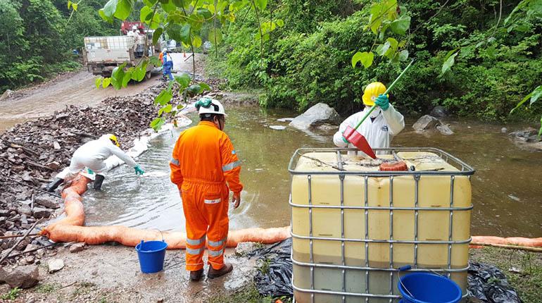 La zona afectada por el derrame de hidrocarburos en San Alberto. | EL PAÍS