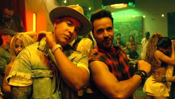 Despacito fue reconocido como el tema con mayor cantidad de semanas en el puesto #1 de los Billboard’s Hot Latin Songs y sencillo con mayor cantidad de semanas consecutivas en el puesto #1 en EEUU