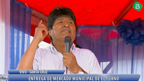 El presidente Evo Morales en el acto de entrega del mercado de El Torno.