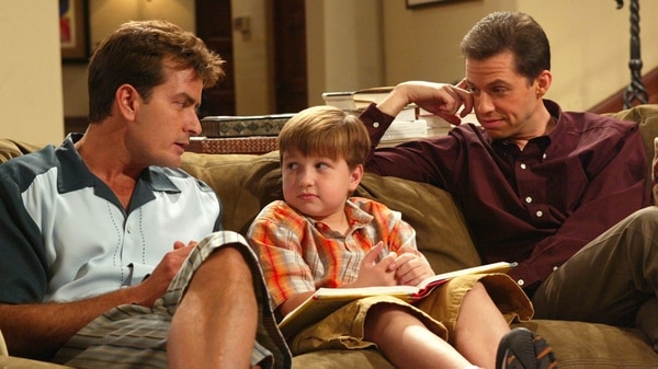Angus T. Jones en Two and a Half Men