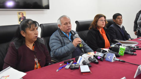 Conferencia de prensa de cuatro de cinco vocales del TSE tras la renuncia de la presidente Katia Uriona. Foto: APG