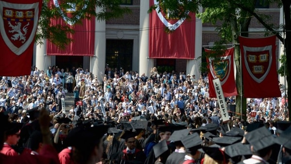 El puntaje por rasgos de la personalidad es uno de los factores más criticados del proceso de selección para ingresar a Harvard. (AFP)