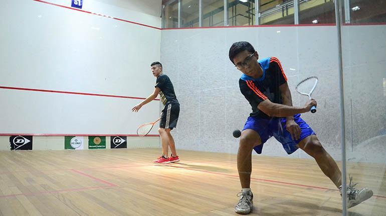 Deportistas durante un partido de squash. | Foto archivo | Los Tiempos