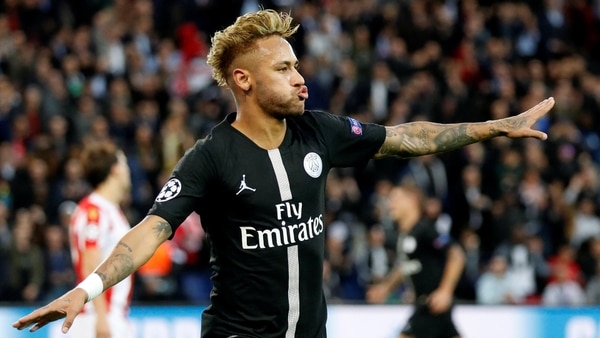 Neymar festeja tras anotar el segundo gol del PSG (Reuters)