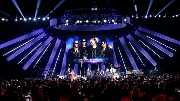 El grupo cantó sus más emblemáticas canciones (REUTERS/Mario Anzuoni)