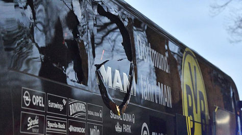 Así quedó el bus de Borussia Dortmund tras el atentado en 2017. Foto: AFP