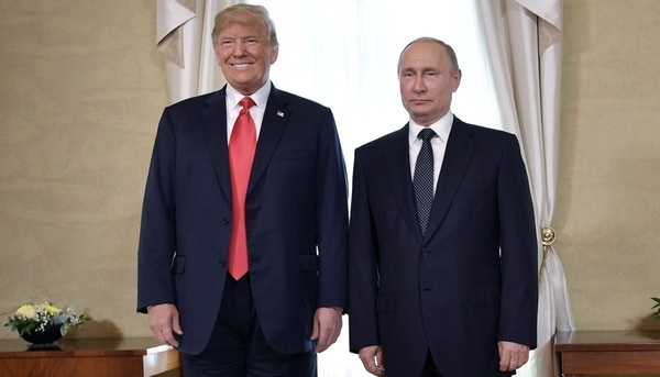 Donald Trump y Vladimir Putin, en su encuentro en julio en Finlandia (Reuters)
