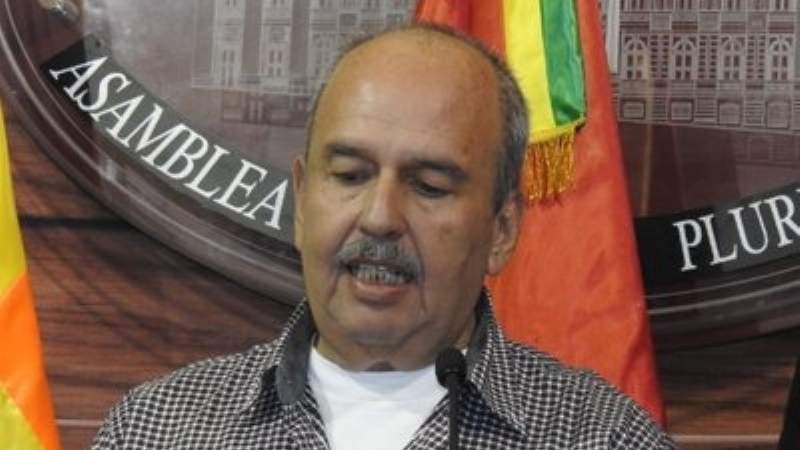 Arturo Murillo deja Unidad Nacional, dice que se irá a su "cato"