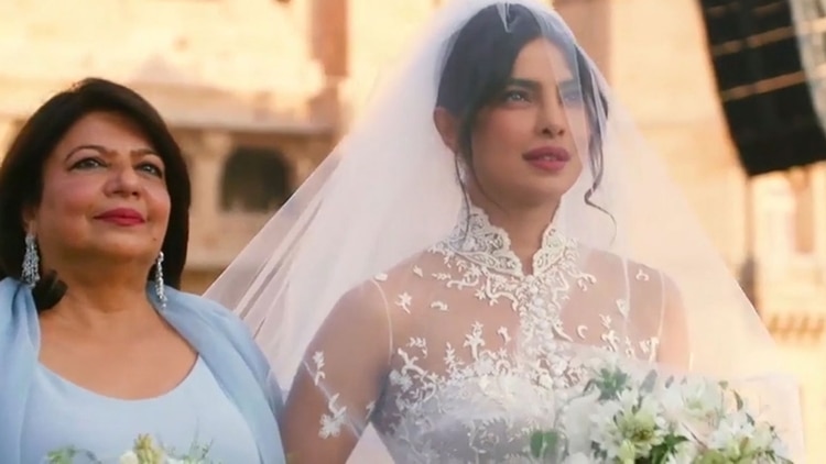 Priyanka chopra boda online velo