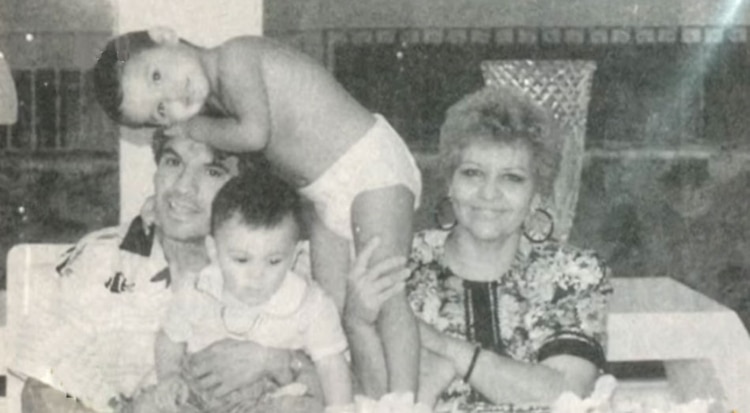 Juan Gabriel y Laura Salas formaron una familia lejos de la mirada pública (Foto: Especial)