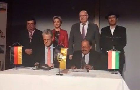 Autoridades de Bolivia y Alemania suscriben documentos constitutivos de la Empresa Pública Yacimiento de Litio Boliviano (YLB) y ACI Systems Alemania – Empresa Mixta. Foto: Cancillería de Bolivia