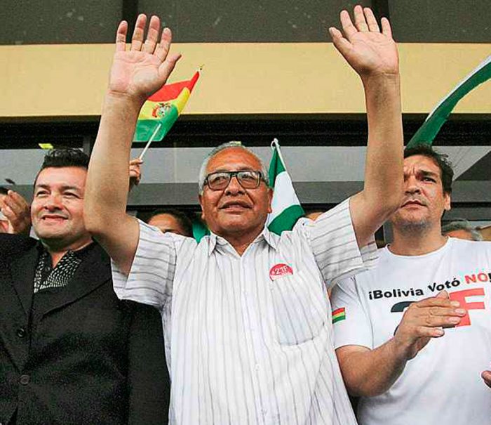 Víctor Hugo Cárdenas.