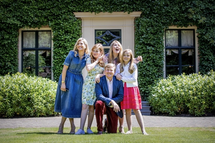 Rey Guillermo y reina Máxima de Holanda en una sesión de fotos familiar(Foto / ANP / Robin Utrecht / Netherlands OUT)