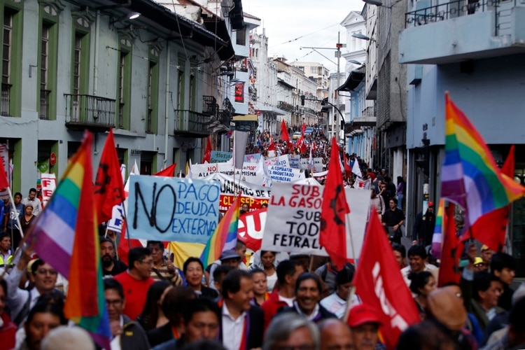 La marcha en Quito contra las medidas ( Cristina VEGA / AFP)