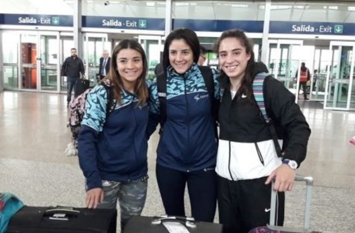 Yazmin junto con sus compañeras de Las Toritas, el seleccionado argentino.