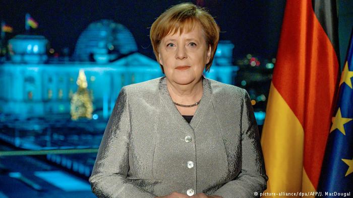 Deutschland - Neujahrsansprache Bundeskanzlerin Angela Merkel ***ACHTUNG SPERRFRIST (picture-alliance/dpa/AFP/J. MacDougal)