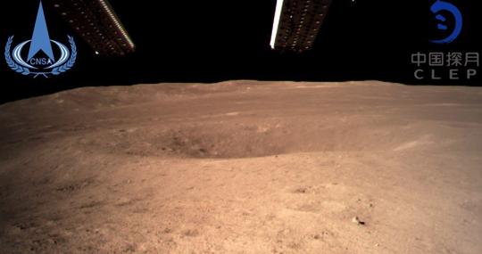 Primera imagen de la cara oculta de la Luna enviada por la sonda Chang