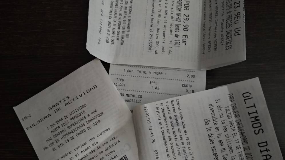 Foto: Diversos tickets de una cadena de hipermercados que usa papel tÃ©rmico
