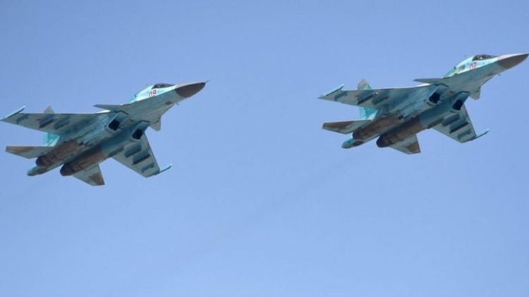 Aviones rusos Su-34 (Imagen de archivo)