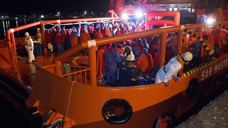 Tragedia En El Mediterráneo: Unas 53 Personas Murieron Y Otras 117 ...