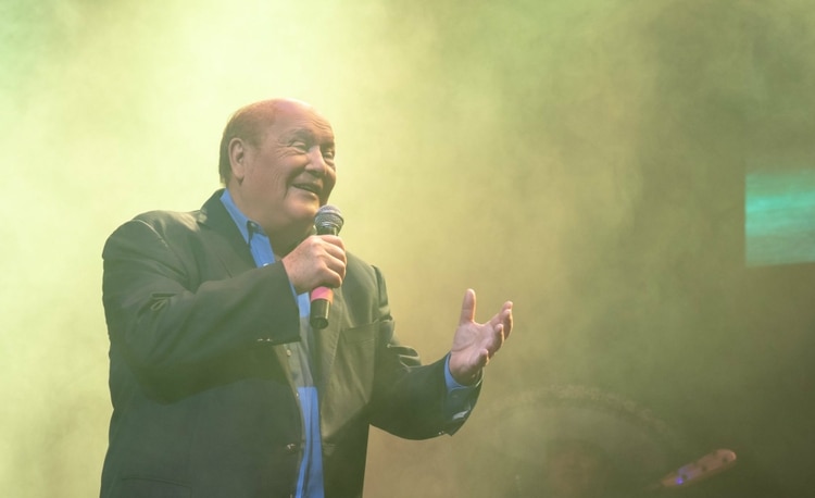 La canción de Leo Dan sonó en los Globos de Oro, por el triunfo de Roma