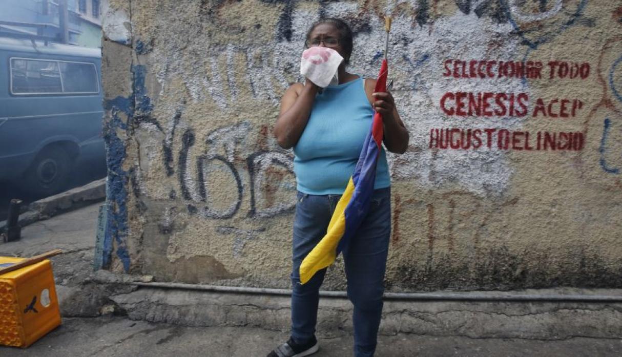 Cotiza se levanta contra Nicolás Maduro en feroz enfrentamiento tras sublevación militar de la Guardia Nacional Bolivariana (GNB) | FOTOS